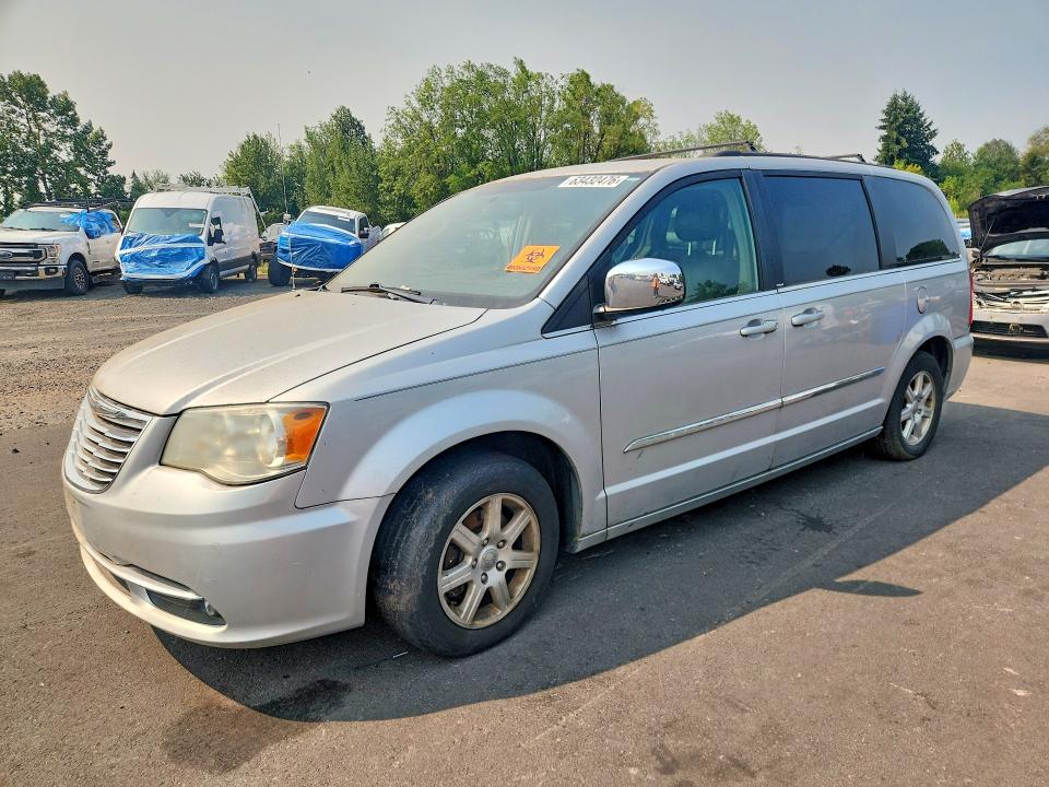 2012 Chrysler Town & country VIN 2C4RC1CG7CR133135 COPART salvage auction — FRONT END, OR - CERTIFICATE OF TITLE, sold $225 on 2026-08-19 (photo 1)