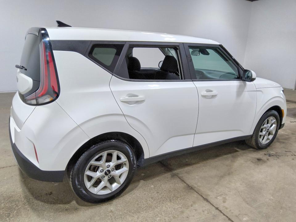 2023 Kia Soul VIN KNDJ23AU1P7856071 COPART salvage auction — MECHANICAL, Wv - Certificate Of Title, sold $10,007 on 2026-08-25 (photo 3)