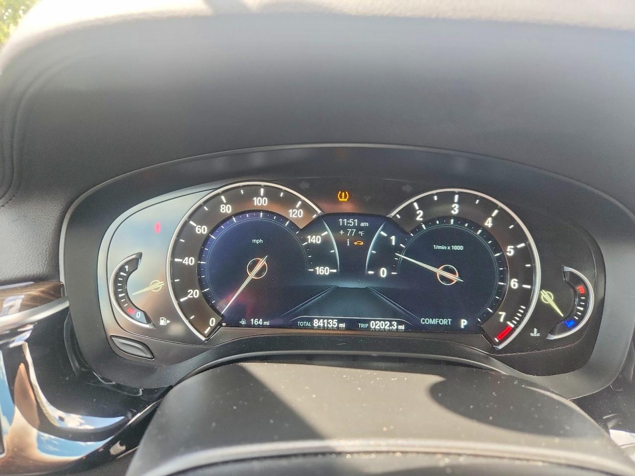 2018 BMW 5er VIN WBAJE7C50JWC55834 COPART salvage auction — Side, St - Salvage Title, sold $12,000 on 2026-10-13 (photo 9)