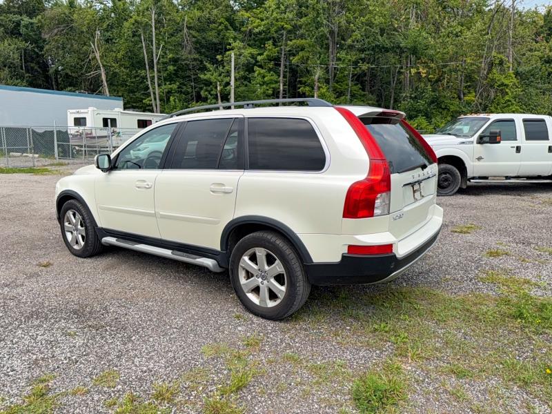 2010 Volvo Xc90 VIN YV4CZ982XA1533706 COPART salvage auction — NORMAL WEAR, On - Permit No Brand - Unfit (P), sold $175 on 2026-08-20 (photo 3)