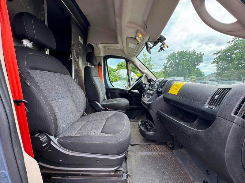 2020 RAM ProMaster City VIN 3C6URVJG3LE136951 COPART salvage auction — NORMAL WEAR, CT - CERTIFICATE OF TITLE (P), sold $6,900 on 2026-09-01 (photo 5)