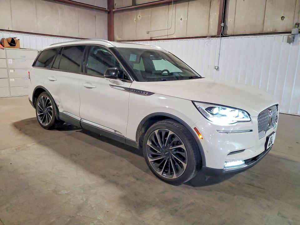 2020 Lincoln Aviator VIN 5LM5J7XC0LGL21195 COPART salvage auction — SIDE, IL - SALVAGE CERTIFICATE, sold $17,400 on 2026-09-16 (photo 4)