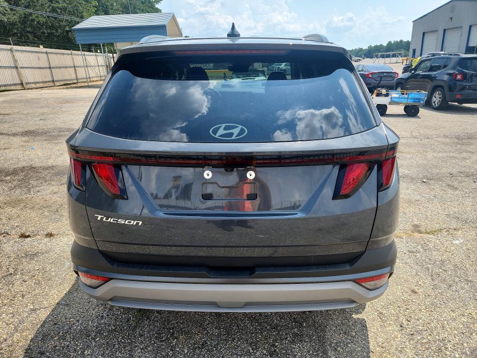 2026 Hyundai Tucson VIN 5NMJB3DE9TH629069 COPART salvage auction — SIDE, VA - CERT OF TITLE - SALVAGE, sold $8,700 on 2026-09-14 (photo 6)