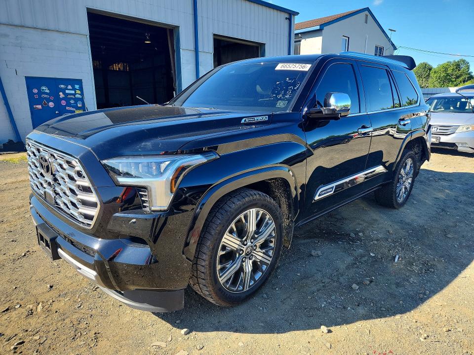 2025 Toyota Sequoia VIN 7SVAAABA8SX061013 — COPART salvage auction photo