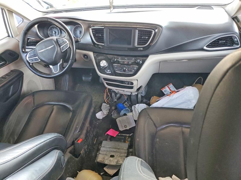 2020 Chrysler Pacifica VIN 2C4RC1BG1LR275238 COPART salvage auction — NORMAL WEAR, Or - Certificate Of Title, sold $2,100 on 2026-09-06 (photo 8)