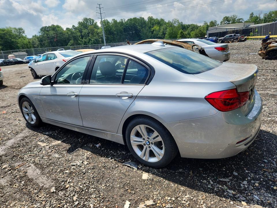 2016 BMW 3er VIN WBA8E3G55GNT77599 COPART salvage auction — WATER/FLOOD, Md - Cert Of Salvage-Flood Damage, sold $225 on 2026-08-21 (photo 2)