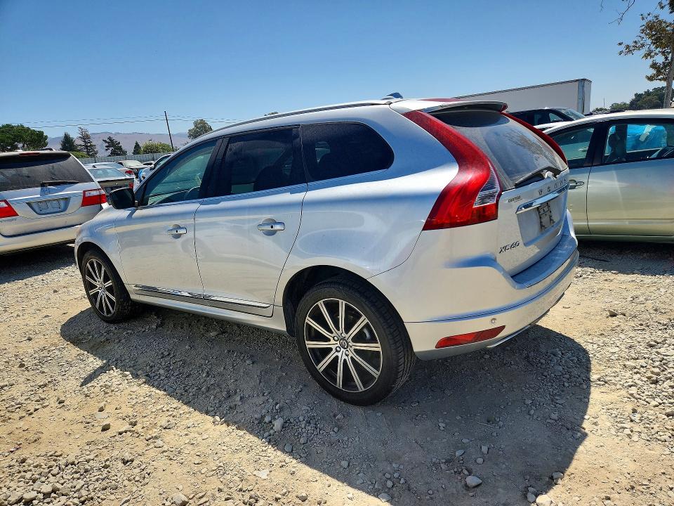 2016 Volvo Xc60 VIN YV440MDK8G2880980 COPART salvage auction — MINOR DENT/SCRATCHES, Salvage Title, sold $3,700 on 2026-08-25 (photo 2)
