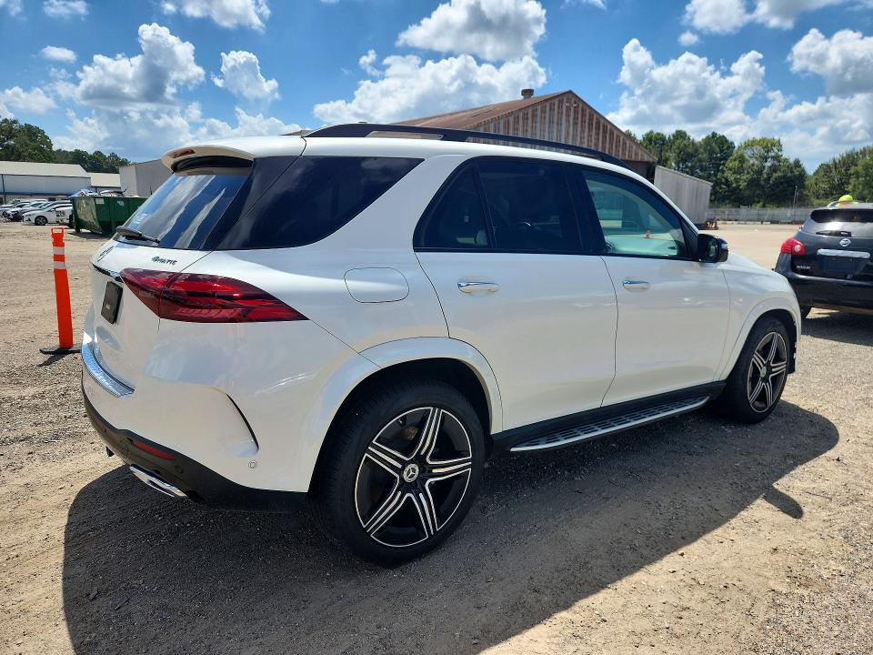 2024 Mercedes-benz Gle class VIN 4JGFB5KB6RB083043 COPART salvage auction — WATER/FLOOD, La - Cert Of Title-Salvage Flood, sold $28,250 on 2026-08-21 (photo 3)