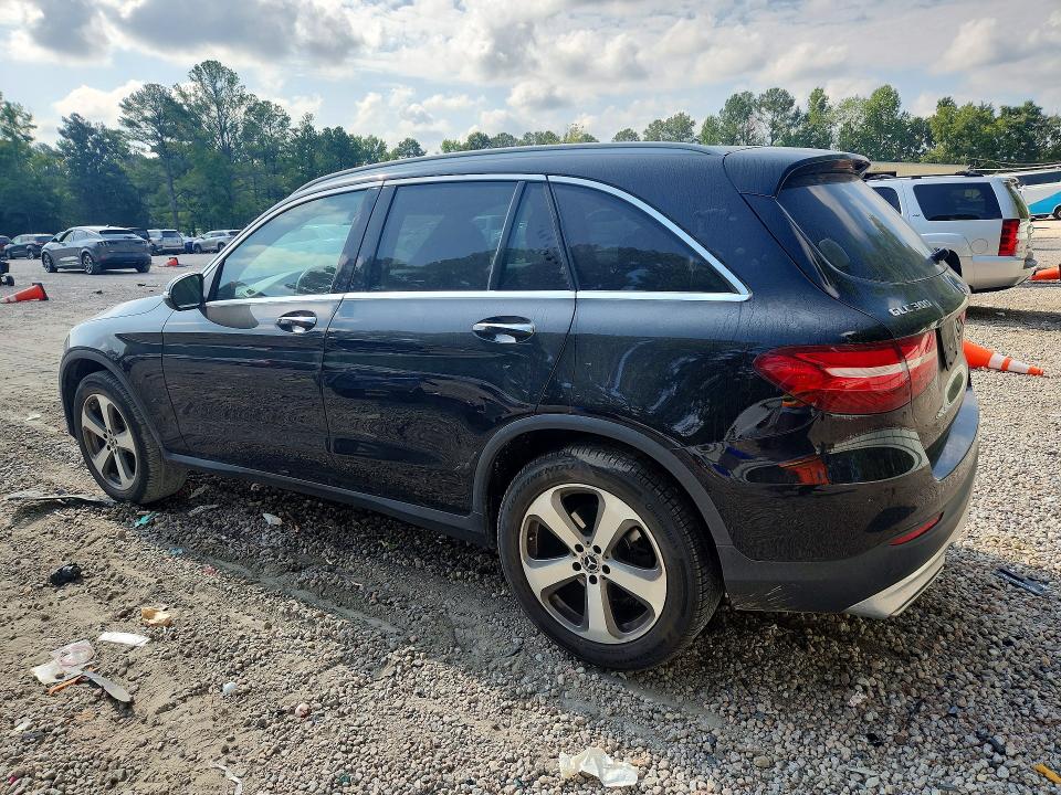 2017 Mercedes-benz Glc class VIN WDC0G4JB3HV010064 COPART salvage auction — MECHANICAL, NC - DEALER ONLY CLEAN TITLE, sold $2,150 on 2026-08-21 (photo 2)