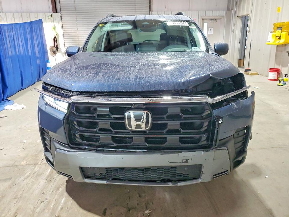 2026 Honda Pilot VIN 5FNYG1H87TB047711 COPART salvage auction — FRONT END, WV - CERTIFICATE OF TITLE (P), sold $36,500 on 2026-08-17 (photo 5)