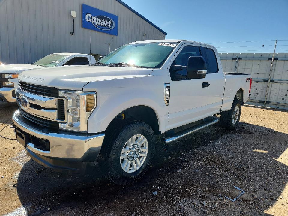 2019 Ford F250 VIN 1FT7X2B69KEE68497 COPART salvage auction — MINOR DENT/SCRATCHES, Ks - Certificate Of Title, sold $7,600 on 2026-08-27 (photo 1)
