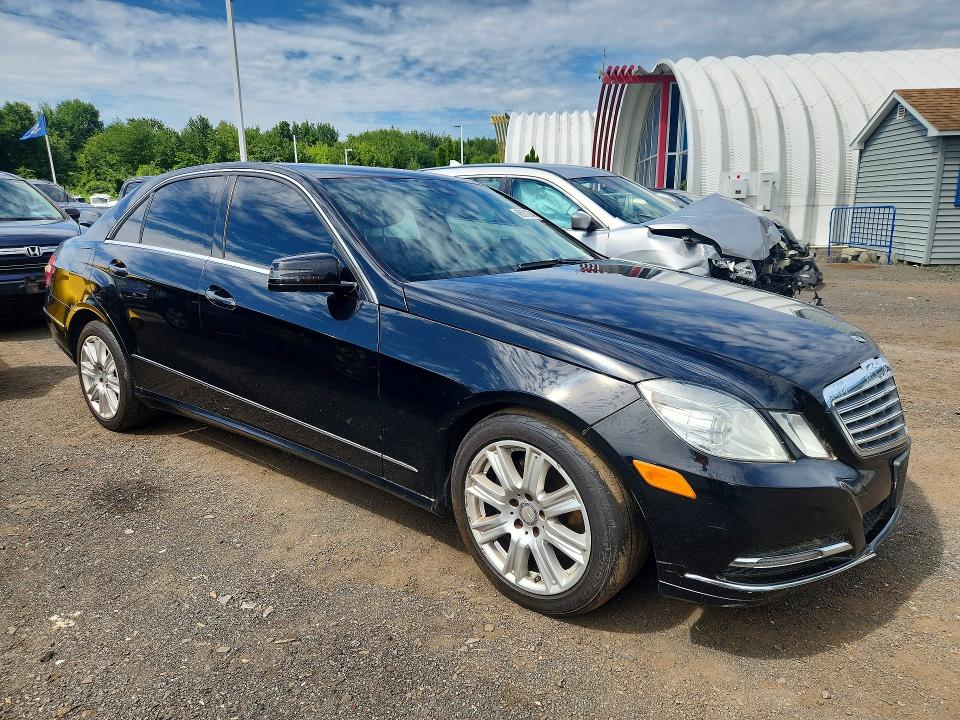 2013 Mercedes-benz E-klasse VIN WDDHF8JB1DA720025 COPART salvage auction — MINOR DENT/SCRATCHES, Salvage Title, sold $575 on 2026-08-06 (photo 4)