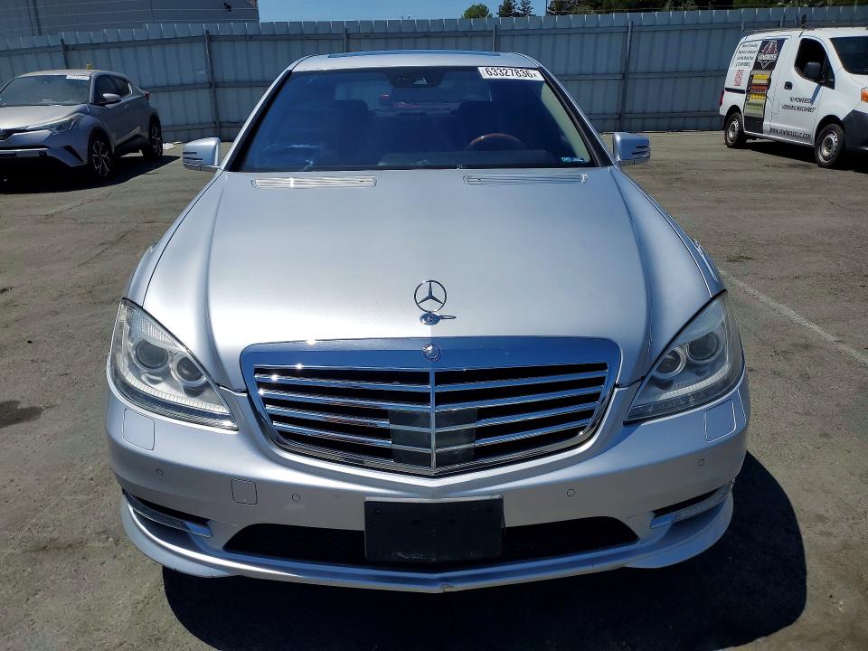 2012 Mercedes-benz S-klasse VIN WDDNG7DBXCA437174 COPART salvage auction — MINOR DENT/SCRATCHES, Ca - Salvage Certificate, sold $2,500 on 2026-08-07 (photo 5)