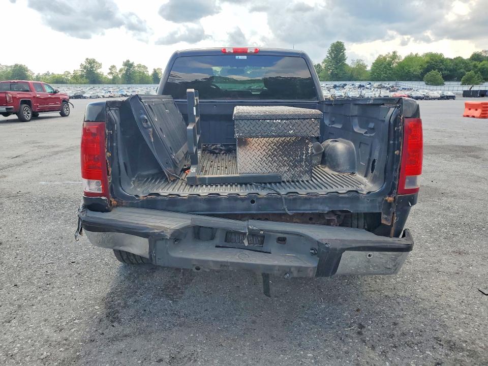 2011 Gmc SIERRA VIN 1GTR2VE36BZ124497 COPART salvage auction — REAR END, PA - CERTIFICATE OF SALVAGE, sold $2,300 on 2026-09-22 (photo 6)