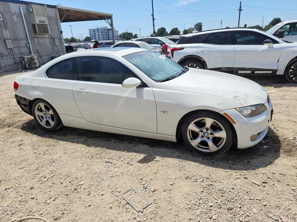 2009 BMW 3 series VIN WBAWV13569P122162 COPART salvage auction — REAR END, CA - SALVAGE CERTIFICATE, sold $850 on 2026-09-07 (photo 4)