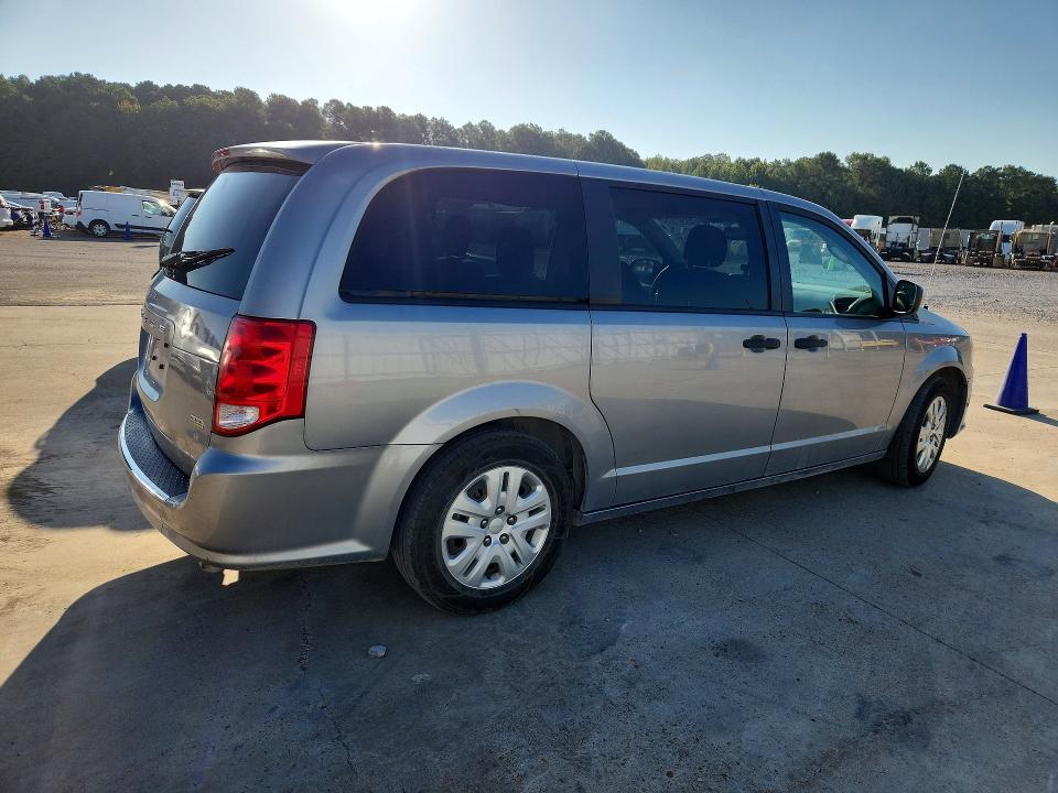 2019 Dodge Grand caravan VIN 2C4RDGBG9KR596278 COPART salvage auction — NORMAL WEAR, KS - CERTIFICATE OF TITLE, sold $400 on 2026-08-23 (photo 3)