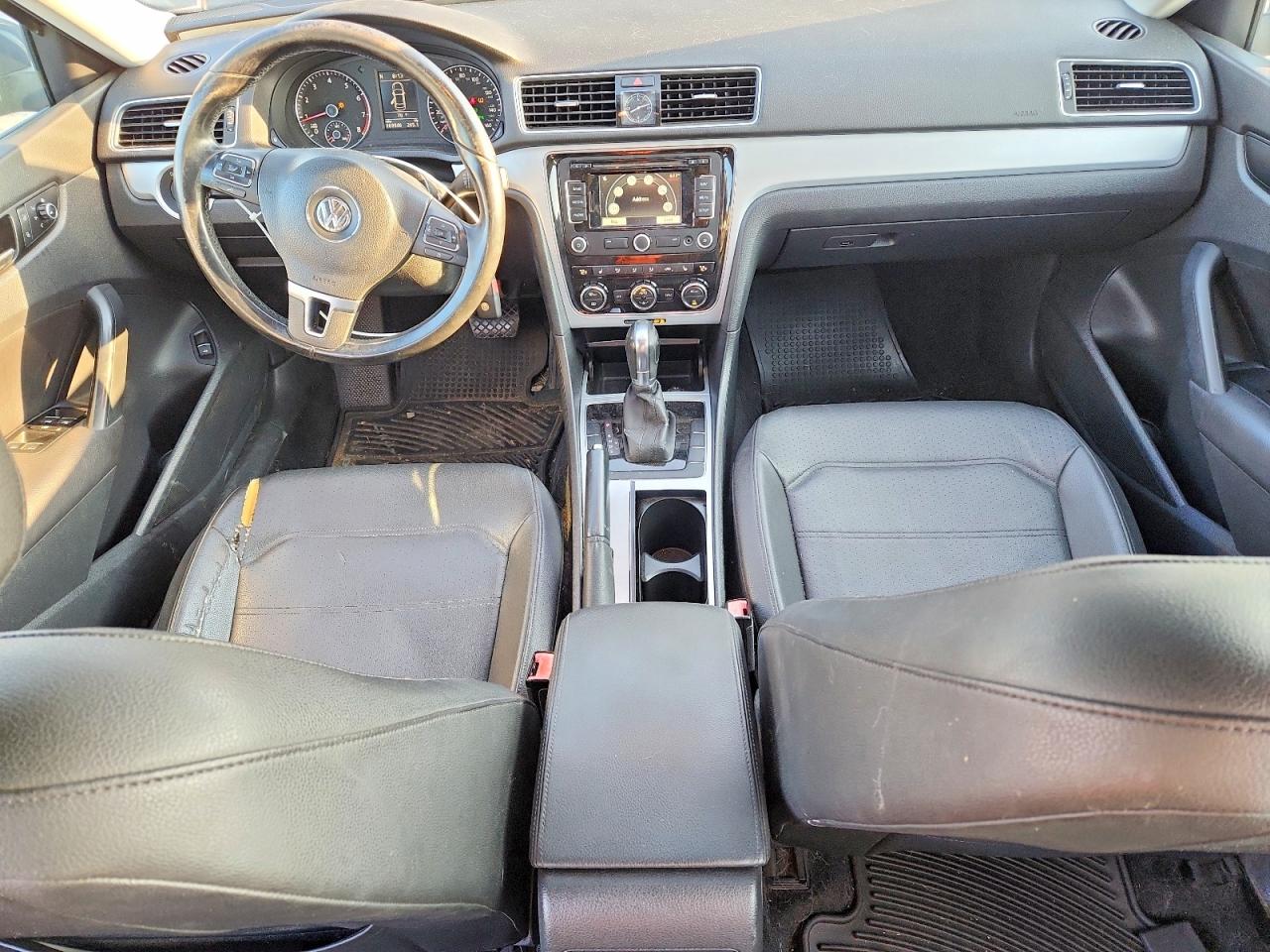 2012 Volkswagen Passat VIN 1VWBH7A38CC036196 COPART salvage auction — Undercarriage, IN - CERTIFICATE OF TITLE, sold $700 on 2026-10-24 (photo 8)