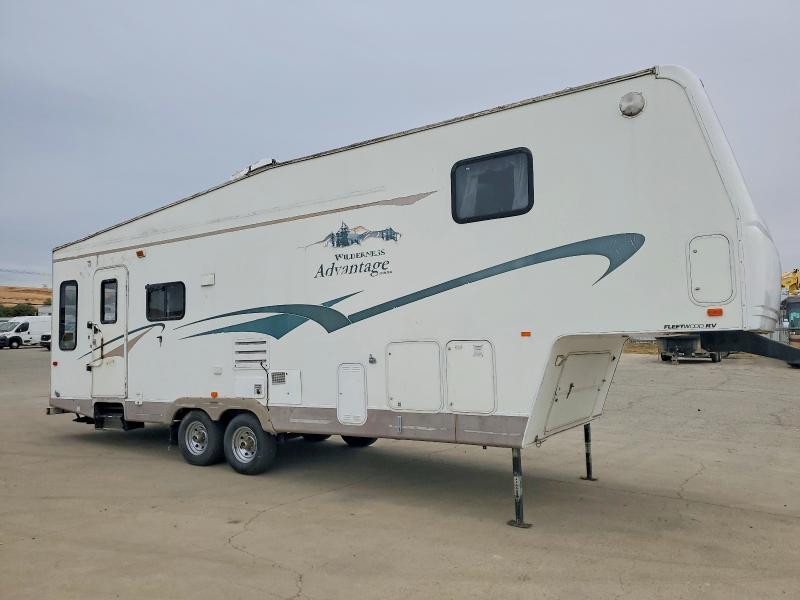 2004 VIN 1ED5R302042308199 COPART salvage auction — NORMAL WEAR, CA - DIS/DLR/EXP ONLY CLEAN TITLE, sold $950 on 2026-09-18 (photo 1)