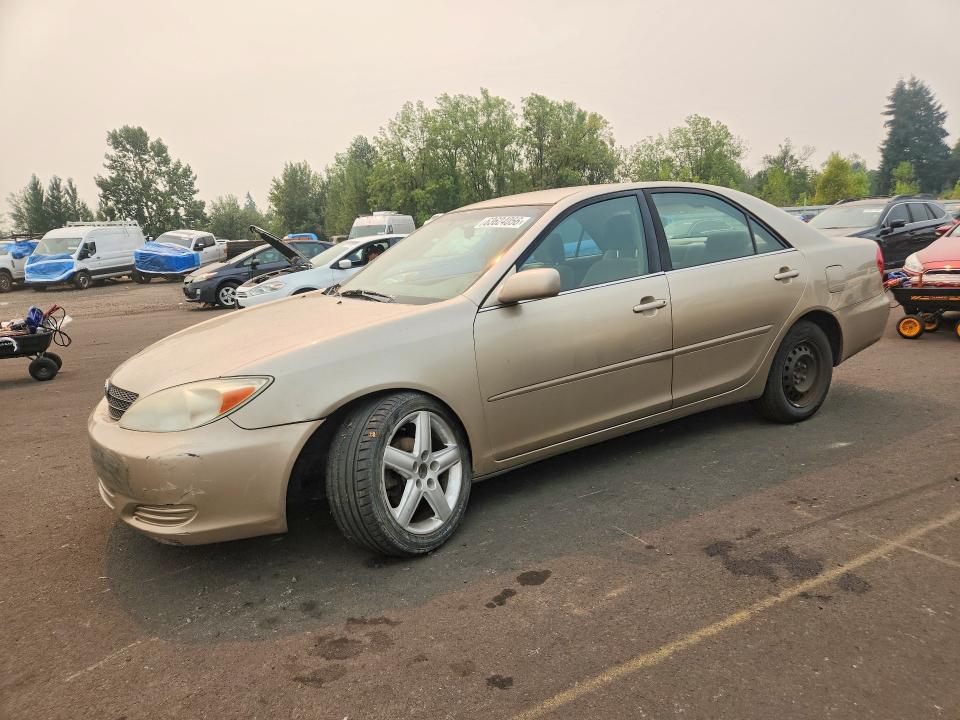 2004 Toyota Camry VIN 4T1BE32K74U359169 COPART salvage auction — FRONT END, OR - CERTIFICATE OF TITLE, sold $1,632 on 2026-08-09 (photo 1)