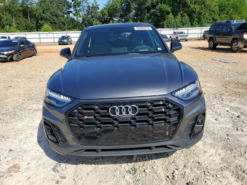 2021 Audi Sq5 VIN WA134BFY7M2070710 COPART salvage auction — SIDE, Nc - Salvage Certificate Of Title, sold $25,250 on 2026-09-04 (photo 5)