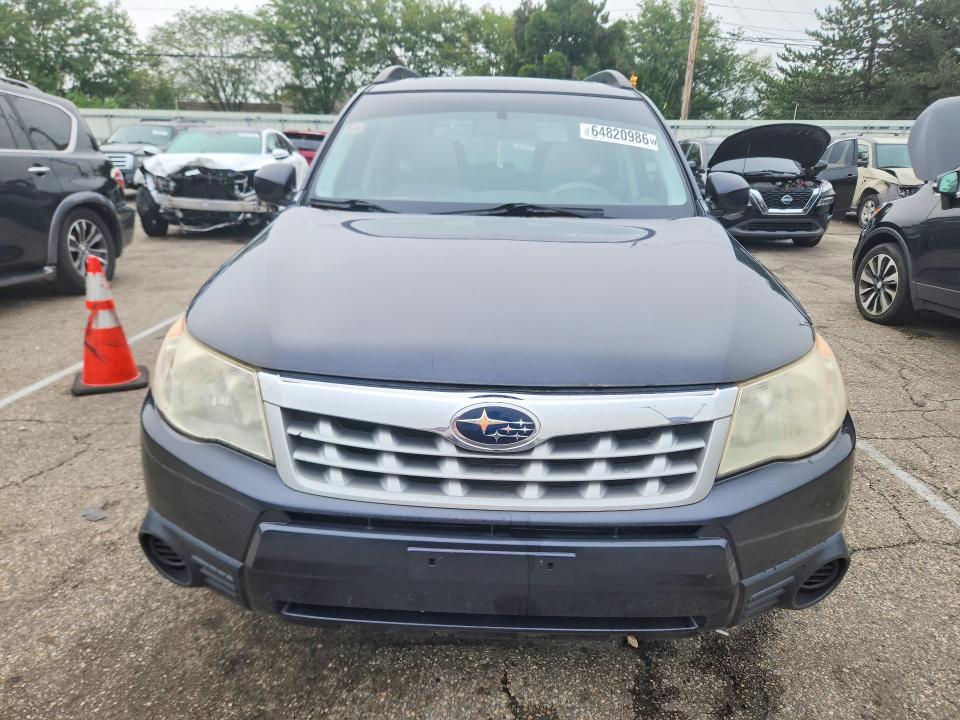 2012 Subaru Forester VIN JF2SHBDC0CH417076 COPART salvage auction — MINOR DENT/SCRATCHES, Oh - Certificate Of Title, sold $550 on 2026-09-09 (photo 5)