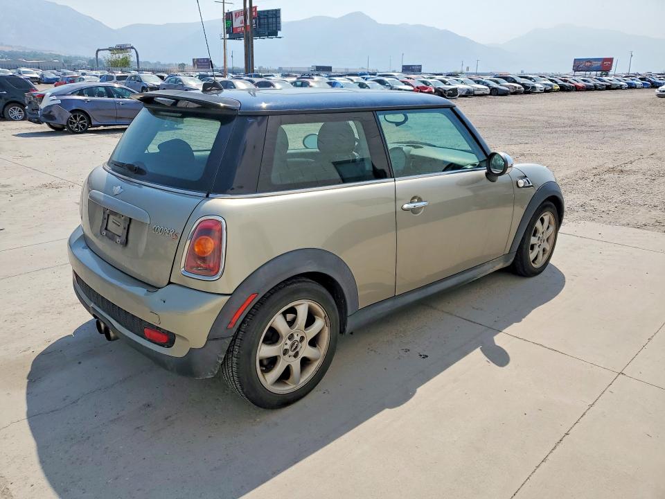 2009 Mini Cooper VIN WMWMF73569TT94340 COPART salvage auction — MECHANICAL, UT - CERTIFICATE OF TITLE, sold $150 on 2026-08-17 (photo 3)