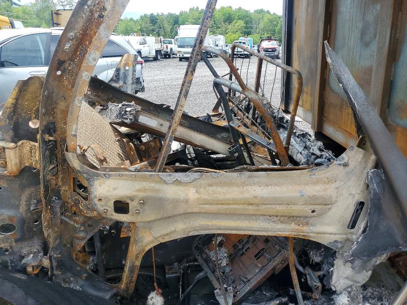 2007 Freightliner M2 106 VIN 1FVACWDC77HY27173 COPART salvage auction — BURN, VA - NON-REPAIRABLE CERTIFICATE, sold $200 on 2026-09-09 (photo 7)