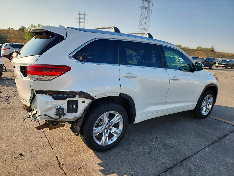 2019 Toyota Highlander VIN 5TDDZRFH0KS922759 COPART salvage auction — REAR END, Co - Certificate Of Title, sold $18,400 on 2026-08-24 (photo 3)