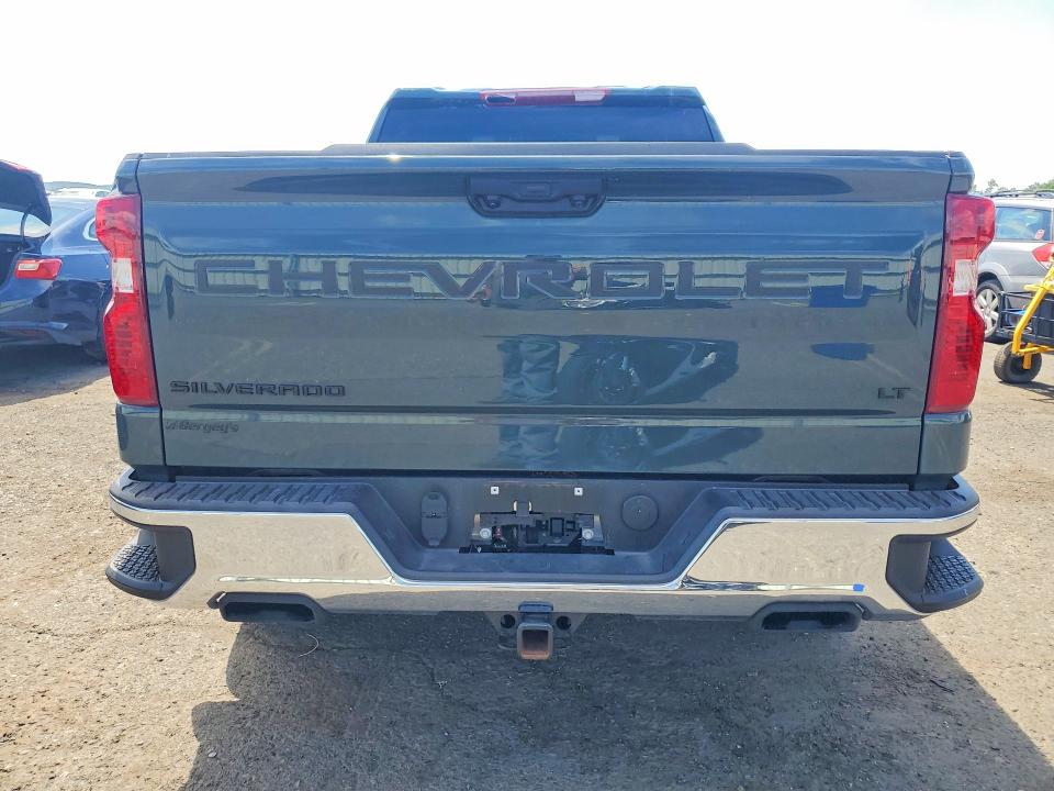 2026 Chevrolet Silverado VIN 1GCRKDED9TZ107178 COPART salvage auction — ROOF, Salvage Title, sold $25,250 on 2026-08-21 (photo 6)