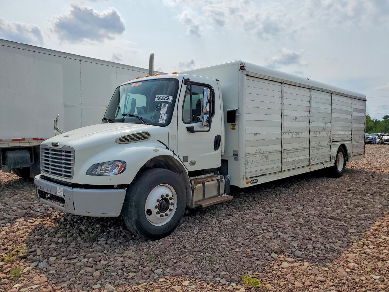 2014 Frht - Freightliner VIN 3ALACXDT5EDFY7861 — COPART salvage auction photo