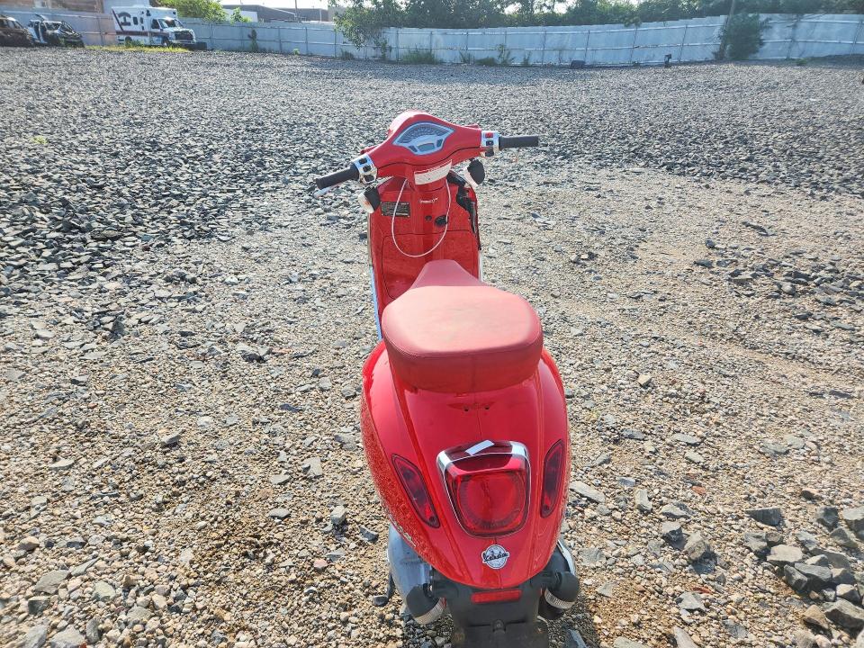 2021 Vespa - VIN ZAPM818G0M5903323 COPART salvage auction — FRONT END, Ny - Mv-907A Salvage Certificate, sold $225 on 2026-08-13 (photo 4)