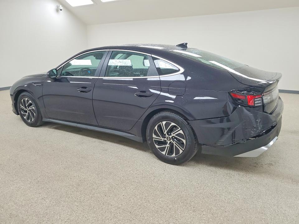 2026 Hyundai Sonata hybrid VIN KMHL24JJ9TA168235 COPART salvage auction — REAR END, CO - CERTIFICATE OF TITLE (P), sold $12,400 on 2026-08-19 (photo 2)