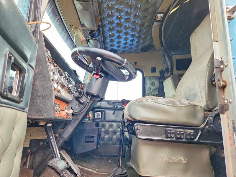 2000 Kenworth Construction VIN 1XKDDU9XXYJ844893 COPART salvage auction — FRONT END, IA - CERT OF TITLE-SALVAGE TITLE, sold $5,600 on 2026-09-18 (photo 7)