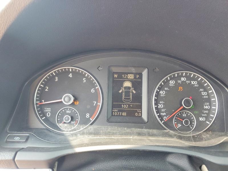 2012 Volkswagen Eos VIN WVWBW7AH2CV012968 COPART salvage auction — MINOR DENT/SCRATCHES, Ok - Certificate Of Title (P), sold $1,500 on 2026-08-06 (photo 9)