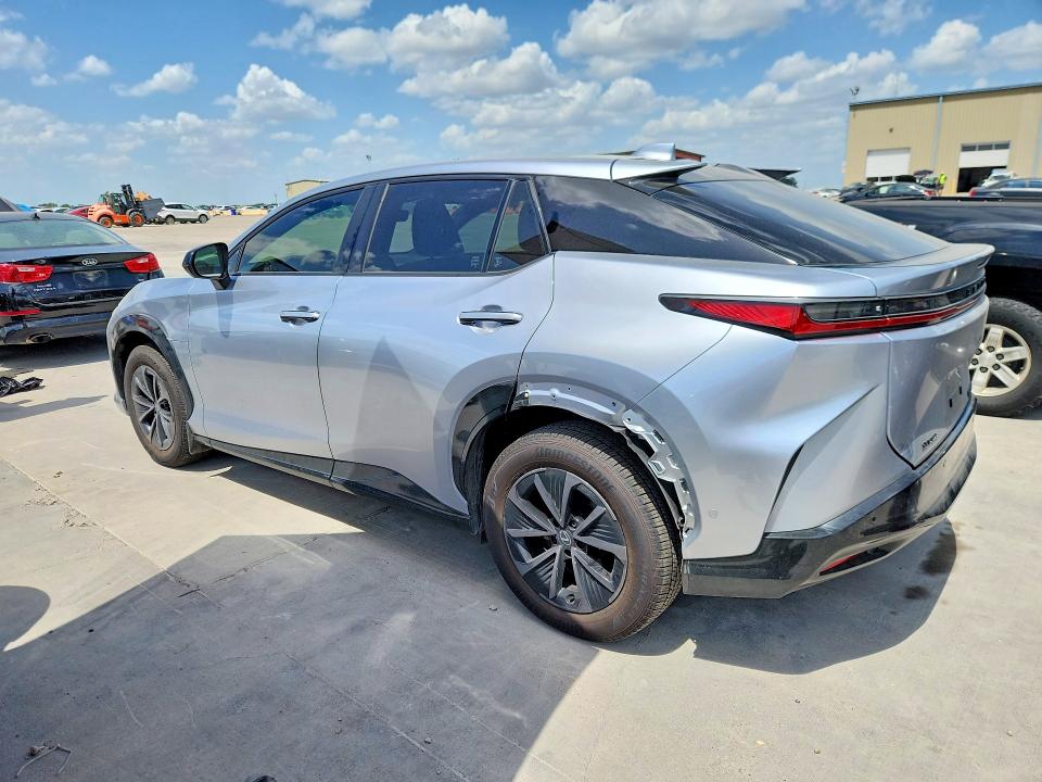 2026 Lexus VIN JTJBDADB0TA004673 COPART salvage auction — REAR END, Tx - Salvage Vehicle Title, sold $22,500 on 2026-08-27 (photo 2)