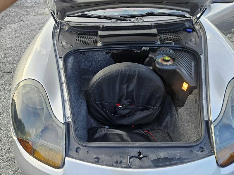 1998 Porsche Boxster VIN WP0CA2986WU623669 COPART salvage auction — MINOR DENT/SCRATCHES, GA - CERT OF TITLE-REBUILT (P), sold $1,500 on 2026-09-08 (photo 7)