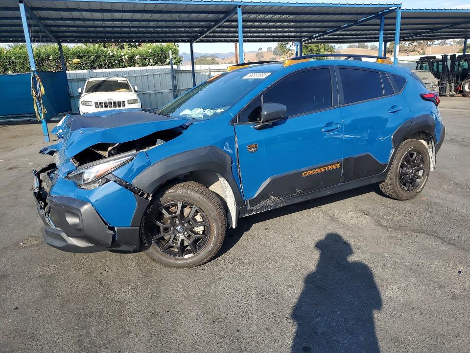 2024 Subaru Xv VIN 4S4GUHU67R3767688 COPART salvage auction — FRONT END, CA, sold $7,800 on 2026-10-20 (photo 1)