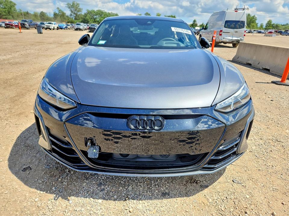 2022 Audi E-tron gt VIN WAUEJBFW8N7005999 COPART salvage auction — UNDERCARRIAGE, Il - Salvage Certificate, sold $23,700 on 2026-09-22 (photo 5)