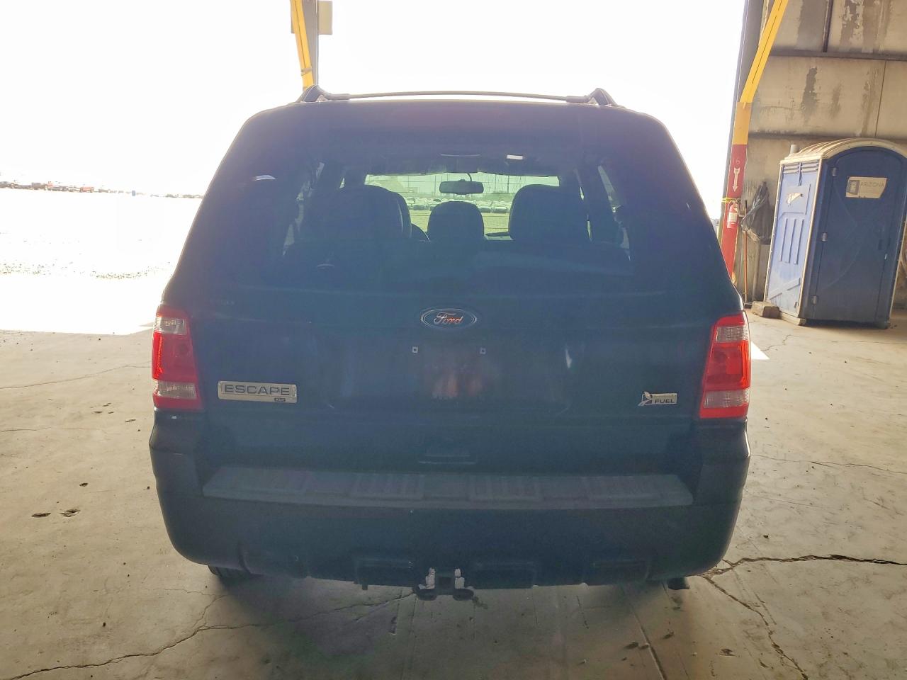 2012 Ford Escape VIN 1FMCU0DG6CKB68075 COPART salvage auction — Normal Wear, AZ - CERTIFICATE OF TITLE, sold $700 on 2026-09-04 (photo 6)