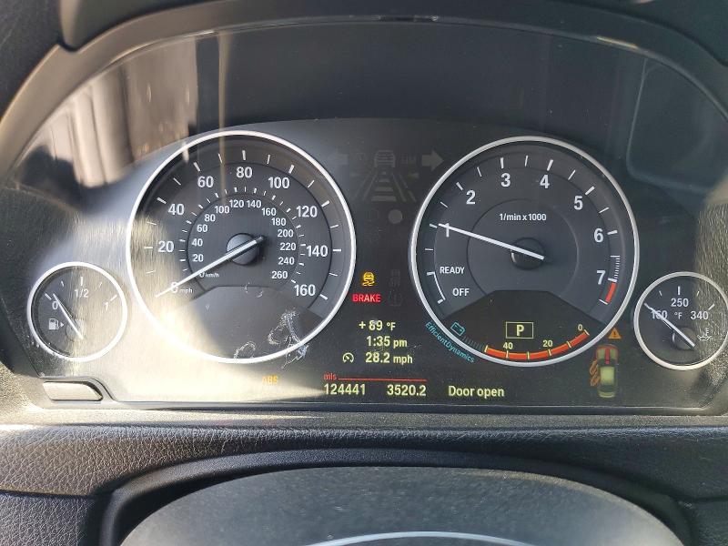 2013 BMW 3er VIN WBA3C1G51DNR45623 COPART salvage auction — FRONT END, Ca - Salvage Certificate, sold $875 on 2026-08-18 (photo 9)