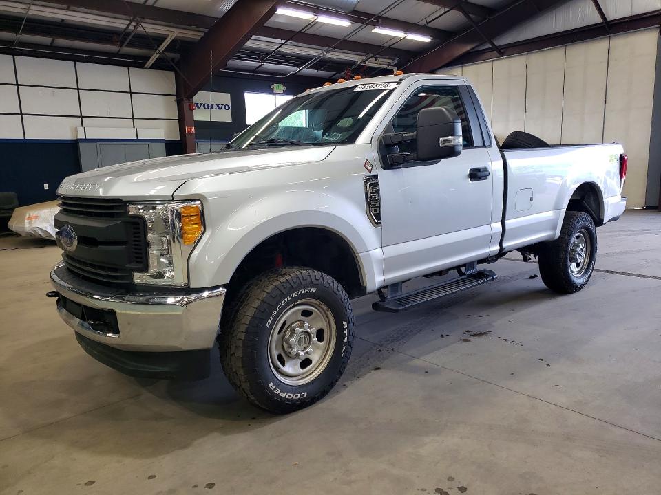 2017 Ford F350 VIN 1FTRF3B65HEF41567 — COPART salvage auction photo