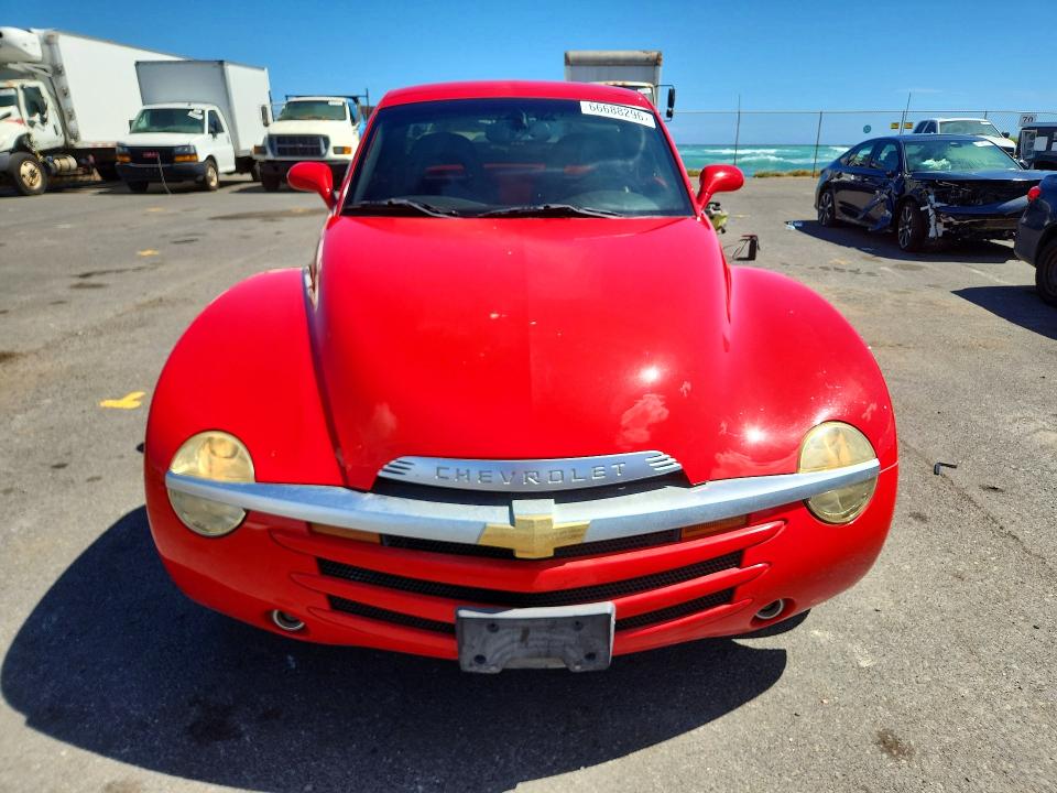 2003 Chevrolet Ssr VIN 1GCES14P33B102639 COPART salvage auction — NORMAL WEAR, HI - CERTIFICATE OF TITLE, sold $7,200 on 2026-09-04 (photo 5)