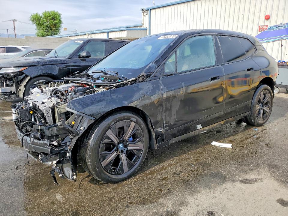 2024 BMW Ix VIN WB523CF04RCN52035 — COPART salvage auction photo