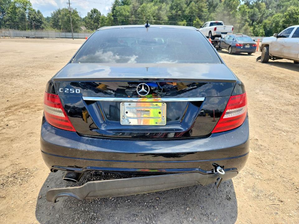 2012 Mercedes-benz C class VIN WDDGF4HB7CR220879 COPART salvage auction — FRONT END, La - Certificate Of Title, sold $400 on 2026-08-14 (photo 6)