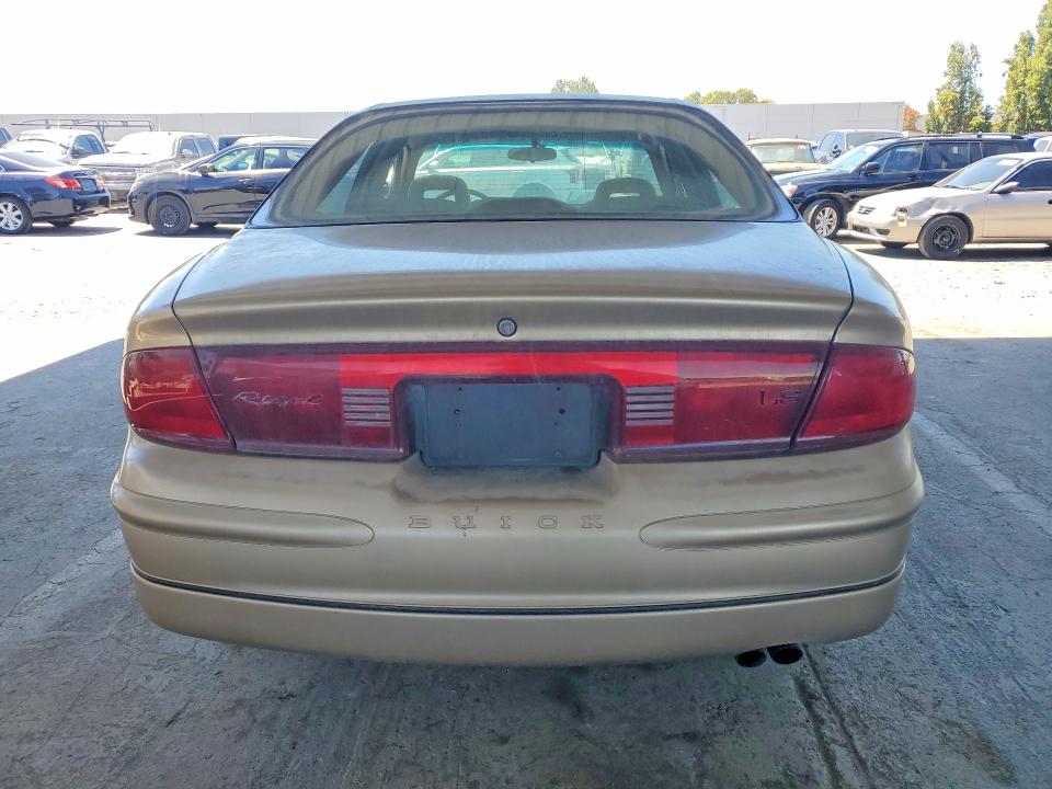 2006 Buick Regal VIN 2G4WB52K341270815 COPART salvage auction — SIDE, CA - DIS/DLR/EXP ONLY CLEAN TITLE, sold $250 on 2026-09-10 (photo 6)