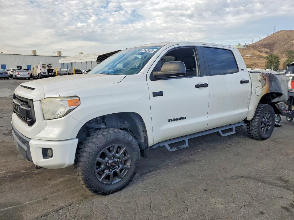 2016 Toyota Tundra VIN 5TFEY5F1XGX193030 — COPART salvage auction photo