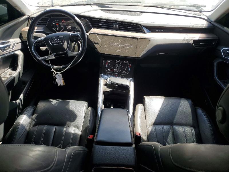 2019 Audi E-tron VIN WA1VABGE5KB014672 COPART salvage auction — MINOR DENT/SCRATCHES, Ca - Dis/Dlr/Exp Only Clean Title (P), sold $10,400 on 2026-08-24 (photo 8)