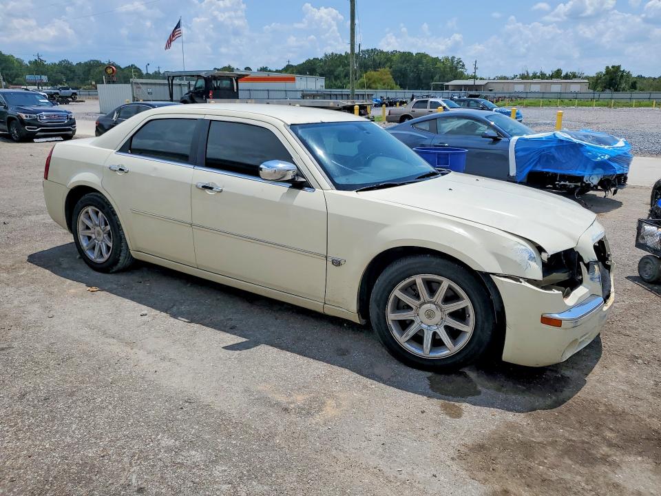 2006 Chrysler 300 VIN 2C3KA63H96H486861 COPART salvage auction — FRONT END, AL - CERT OF TITLE-SALVAGE TITLE, sold $450 on 2026-09-10 (photo 4)