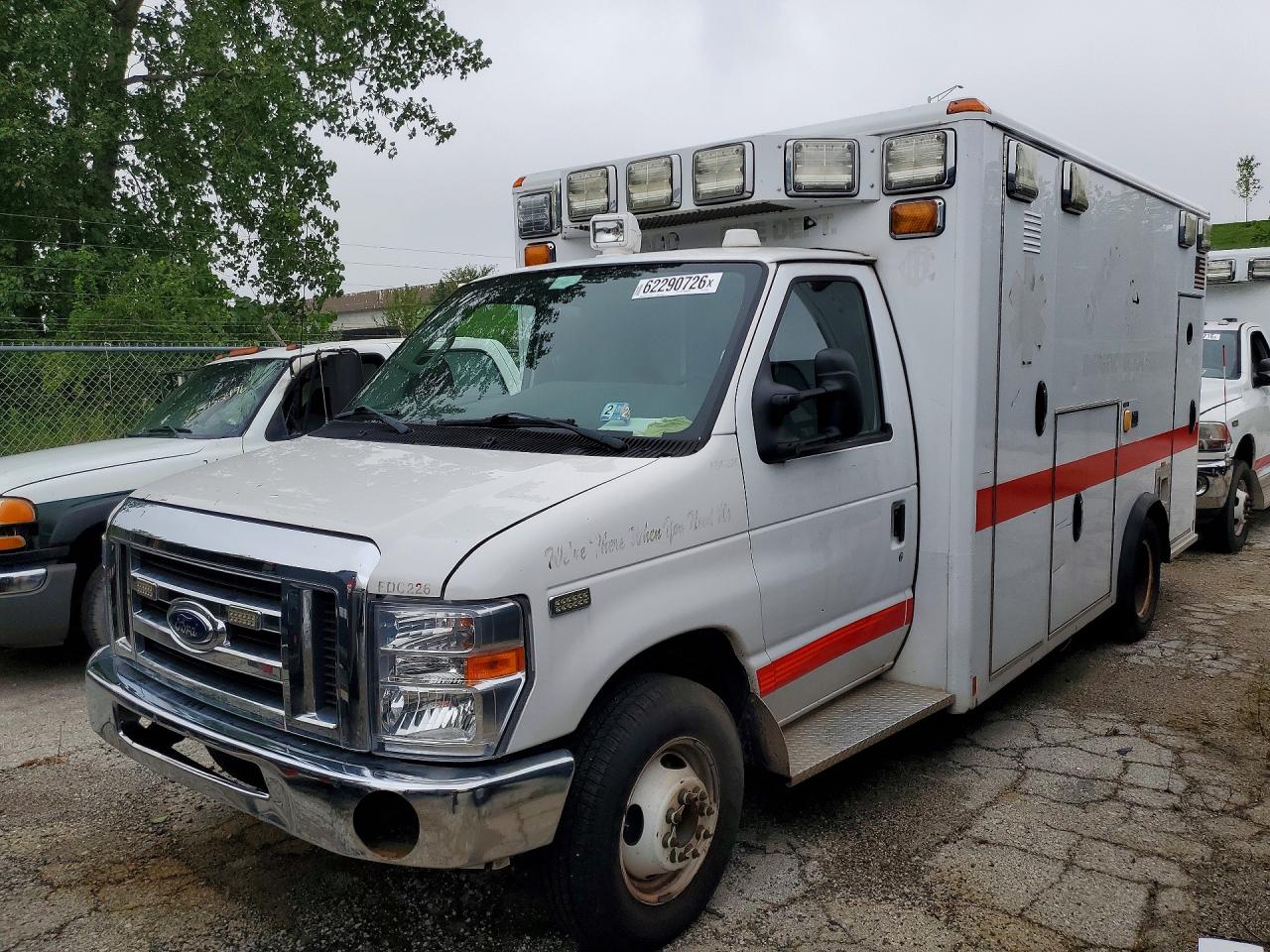 2017 Ford Econoline VIN 1FDXE4FS3HDC32401 — COPART salvage auction photo