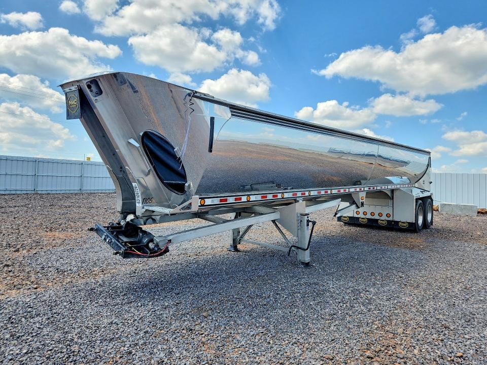 2026 Mac Trailers VIN 5MADB4024TW087245 — COPART salvage auction photo